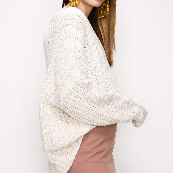 CLASSIC CABLE KNIT SWEATER - Picture 4 of 4